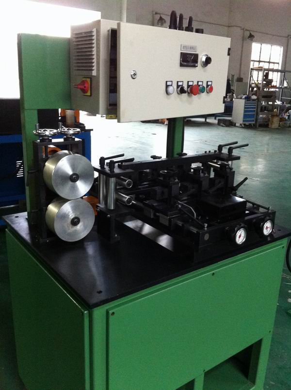 汽车密封条在线设备